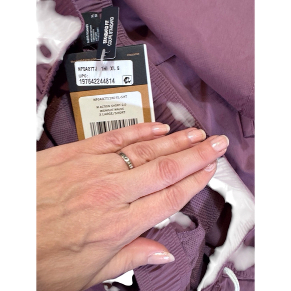 Men's The North Face Shorts XL Purple - Picture 5 of 5